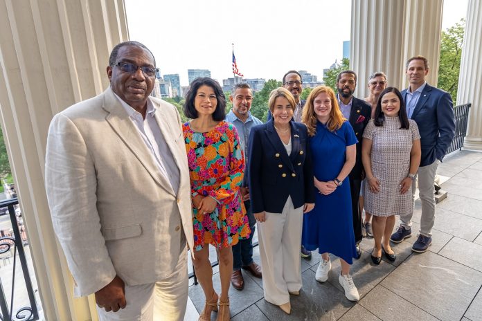 parlemtaires texans_gouverneure Maura Healey 5 Aout 2025