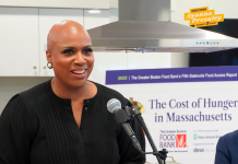 La Députée fédérale Ayanna Pressley (MA-07)) dénonce une “décision violente” de l’administration Trump qui prive des millions d’Américains d’aide alimentaire vitale