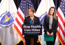Maura Healey presse le Congrès d’agir pour éviter une flambée « catastrophique » des coûts de santé