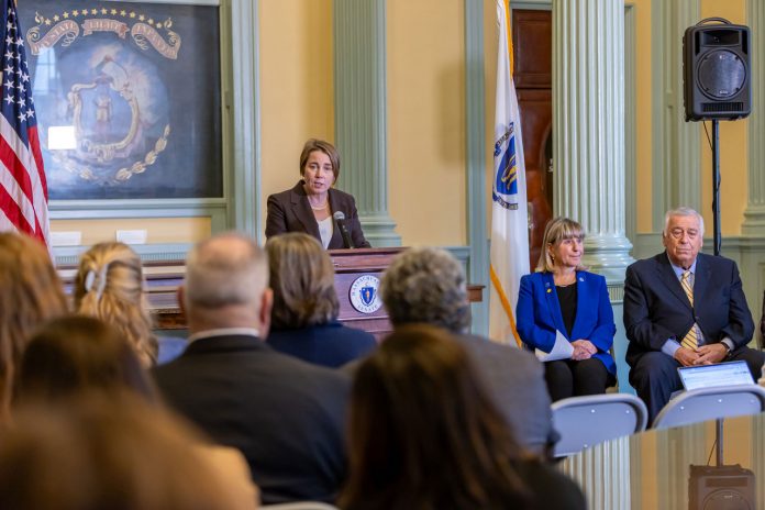 RAPPORT-COMMISSION-POUR-LUTTER-CONTRE-LÁNTISEMISME_Maura-Healey