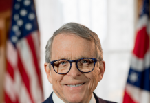 TPS : le gouverneur républicain de l’Ohio Mike DeWine juge la décision de la Cour suprême « mauvaise pour l’Ohio » et « destructrice d’emplois »